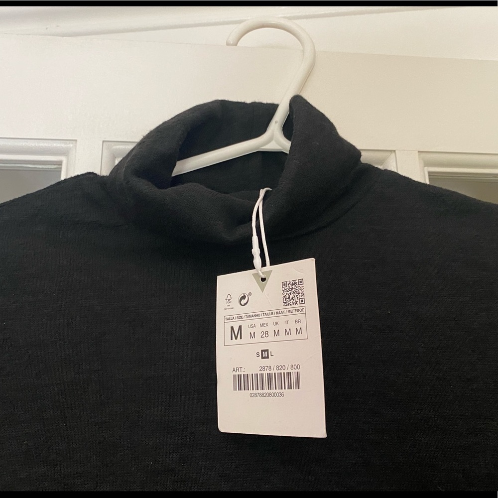 Zara Cropped Sweater - Picture 3 of 8